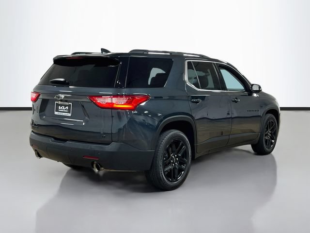 Used 2019 Chevrolet Traverse LT w/ LPO, Blackout Package FWD image 7