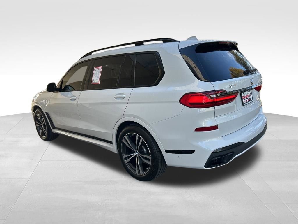 Used 2022 BMW X7 xDrive40i w/ M Sport Package image 4