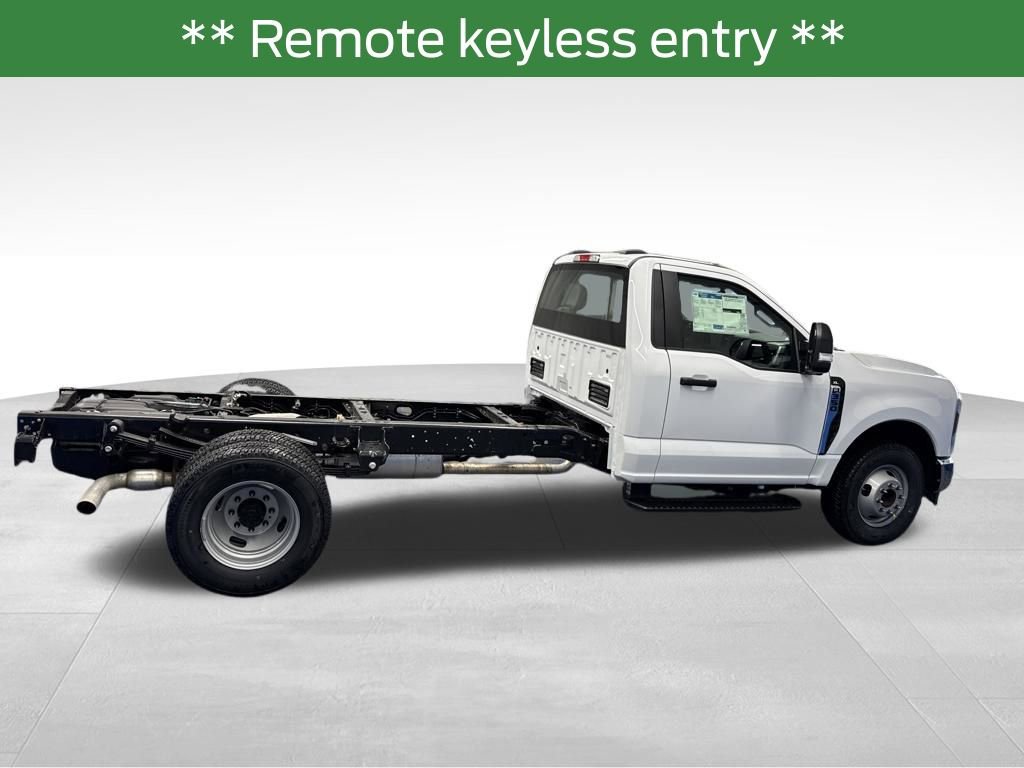 New 2026 Ford F350 XL w/ XL Chrome Package RWD image 6