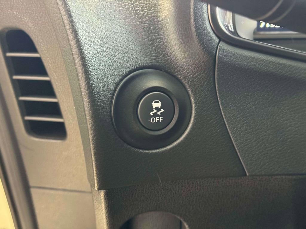 Certified 2024 Nissan Z Sport w/ Floor Mat Package image 17