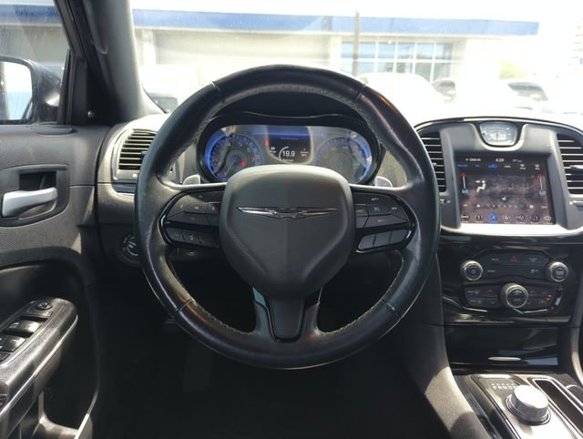 Used 2019 Chrysler 300 S RWD image 16