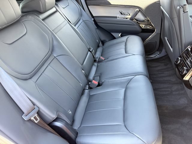 New 2026 Land Rover Range Rover Sport Dynamic SE AWD/4WD image 12