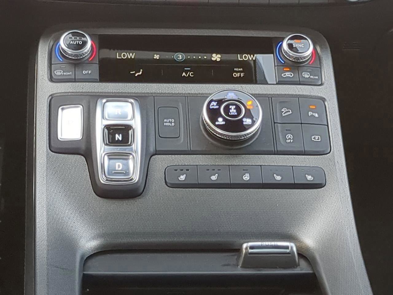 Used 2025 Hyundai Palisade Calligraphy image 18