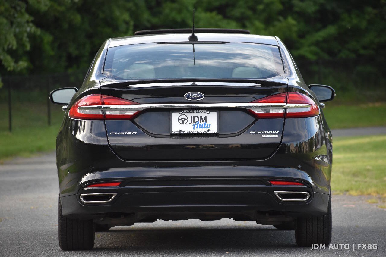 Used 2017 Ford Fusion Platinum FWD image 6