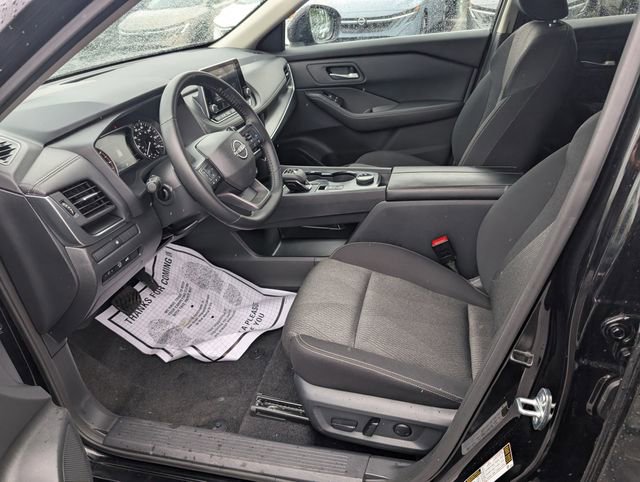 Certified 2026 Nissan Rogue SV AWD/4WD image 13