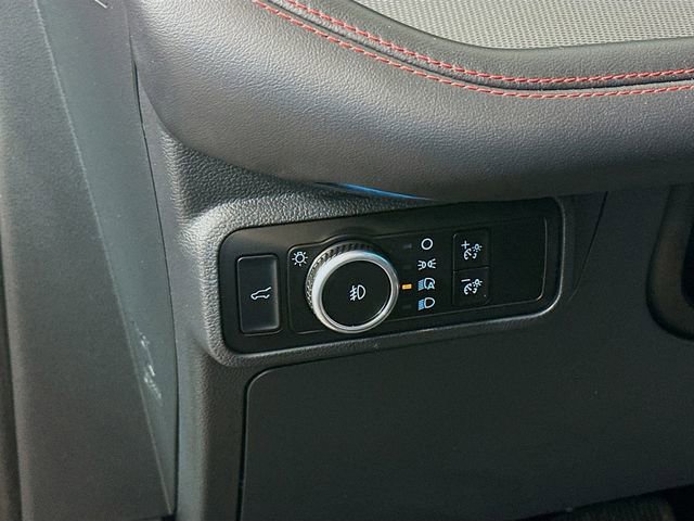 Used 2025 Ford Explorer ST image 11