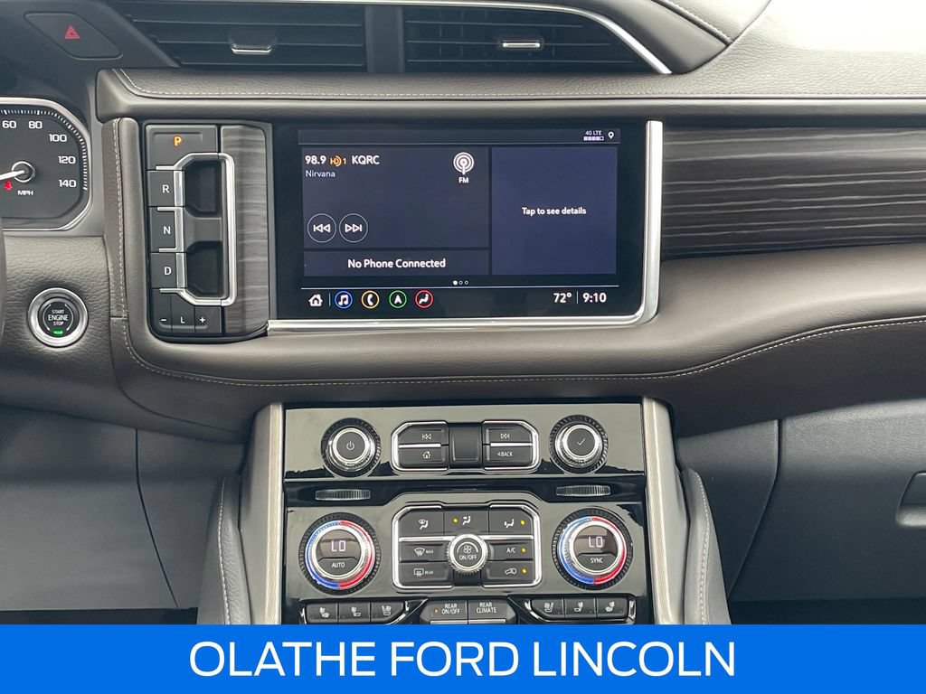 Used 2021 GMC Yukon Denali w/ Denali Premium Package AWD/4WD image 23