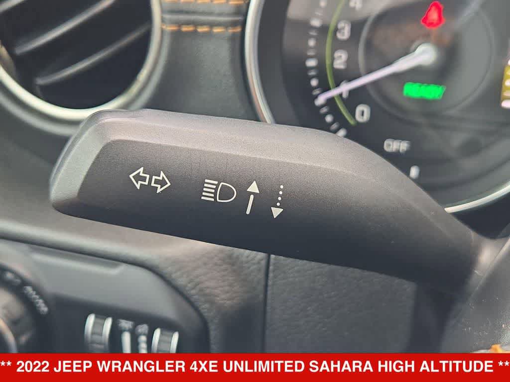 Used 2022 Jeep Wrangler Unlimited Sahara AWD/4WD image 25