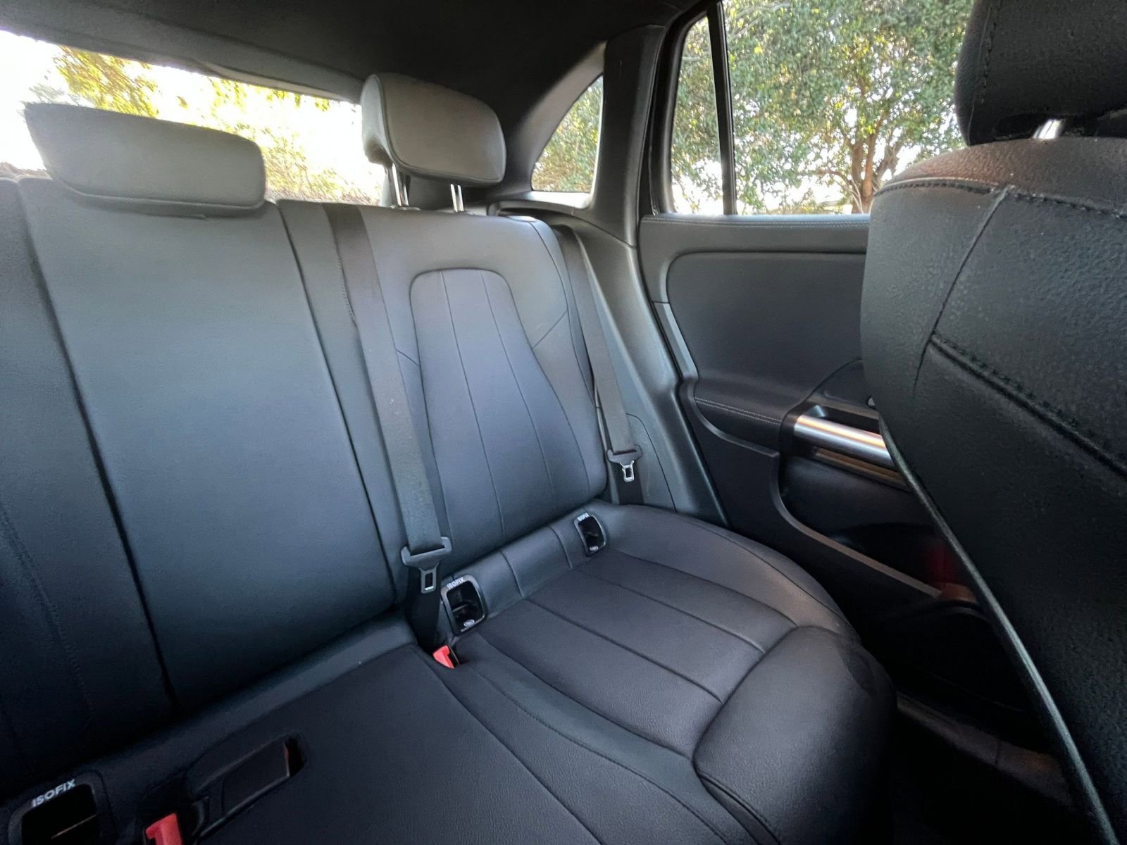 Used 2025 Mercedes-Benz GLA 250 4MATIC image 38