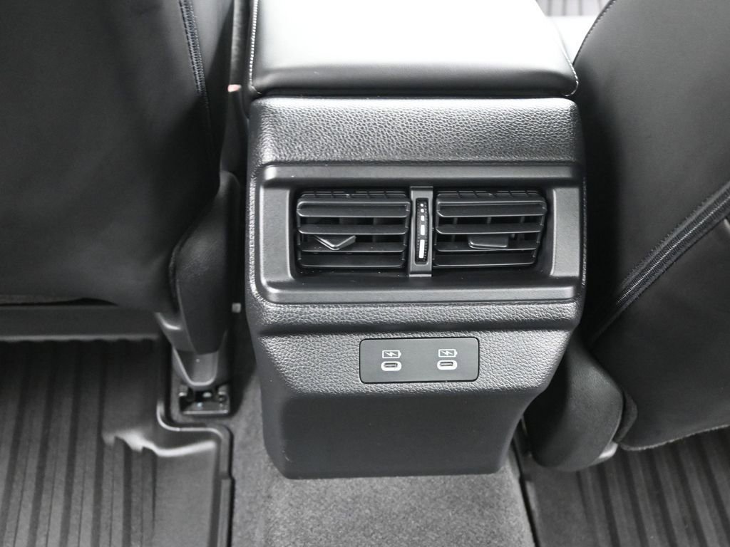 Used 2024 Honda Accord Touring image 17