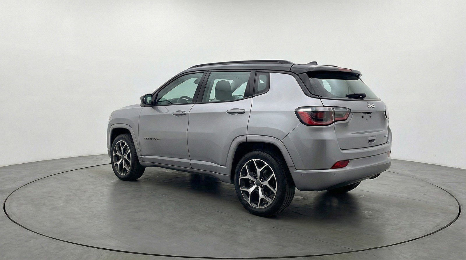 Used 2025 Jeep Compass Limited image 6