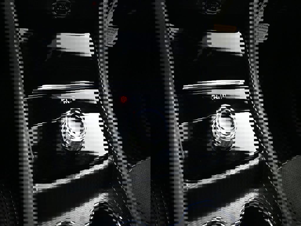 New 2026 Jeep Grand Cherokee Altitude image 14