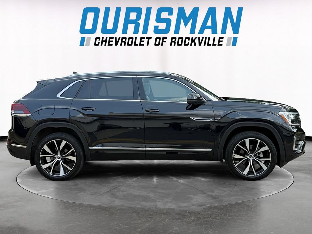 Used 2024 Volkswagen Atlas Cross Sport SEL Premium R-Line AWD/4WD image 7