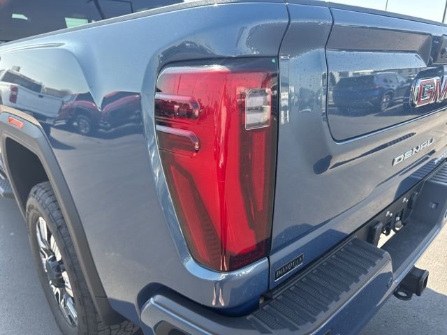 Used 2025 GMC Sierra 2500 Denali image 22