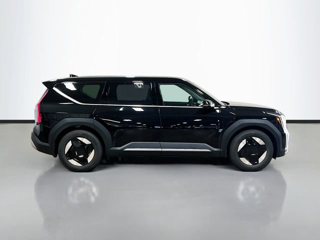 New 2026 Kia EV9 Light image 8