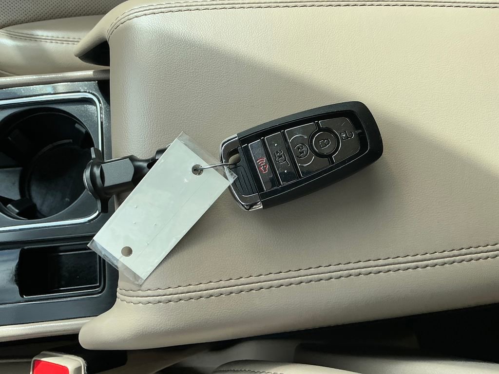 Certified 2024 Lincoln Corsair Reserve w/ Equipment Group 201A image 34