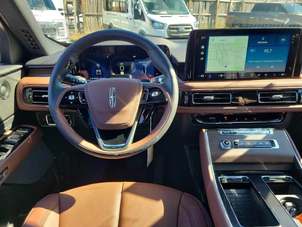 New 2027 Lincoln Aviator Reserve AWD/4WD image 12