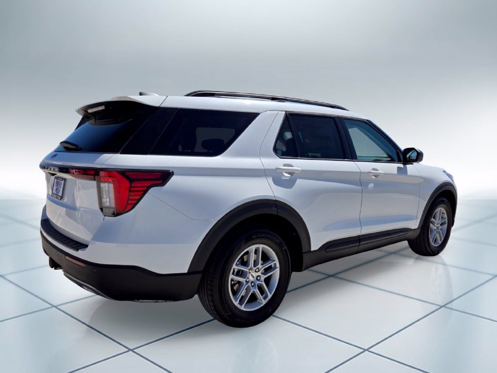 New 2026 Ford Explorer Active w/ Active Comfort Package RWD image 15