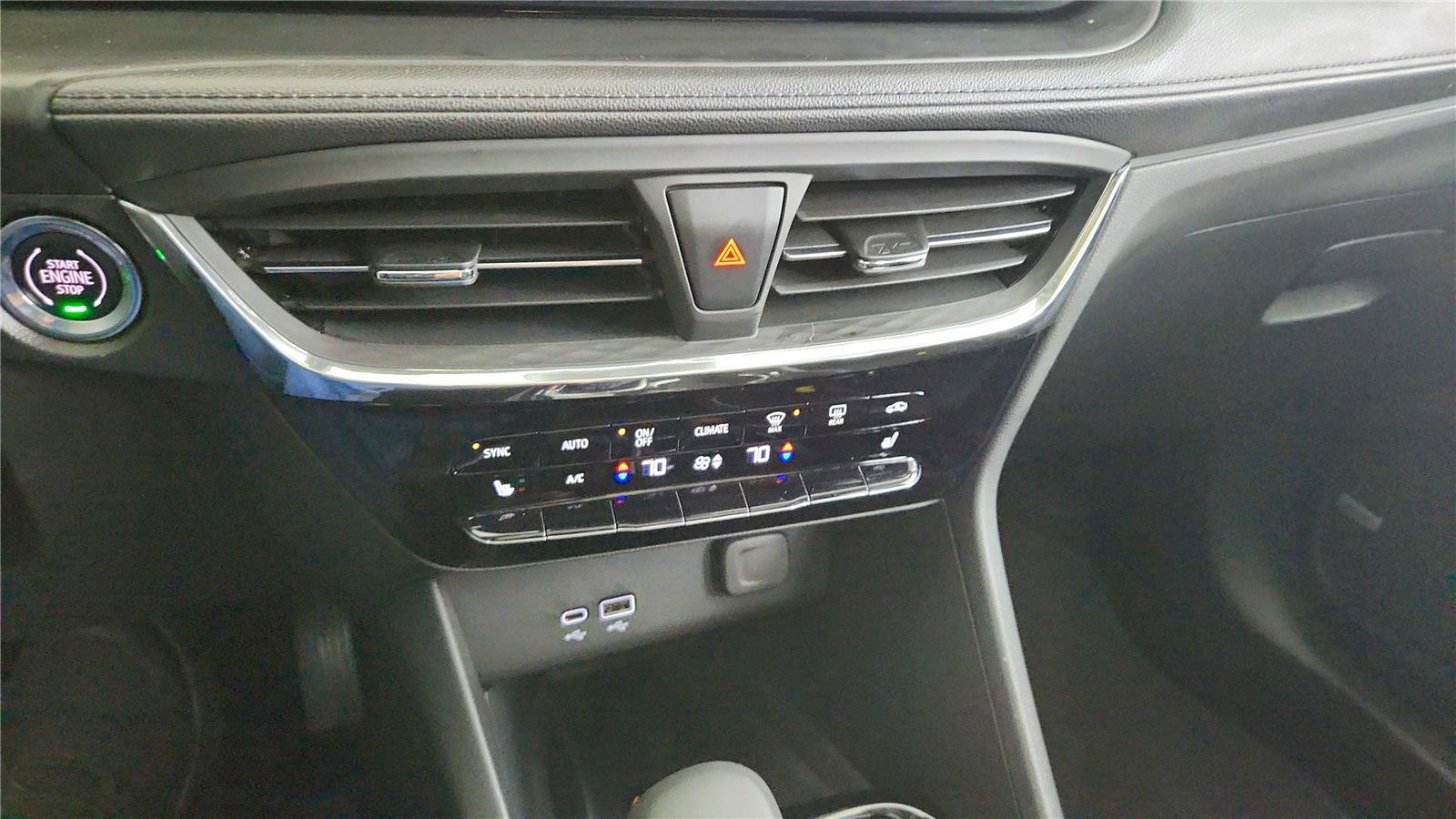 Used 2026 Buick Encore GX Avenir w/ Avenir Technology Package image 49