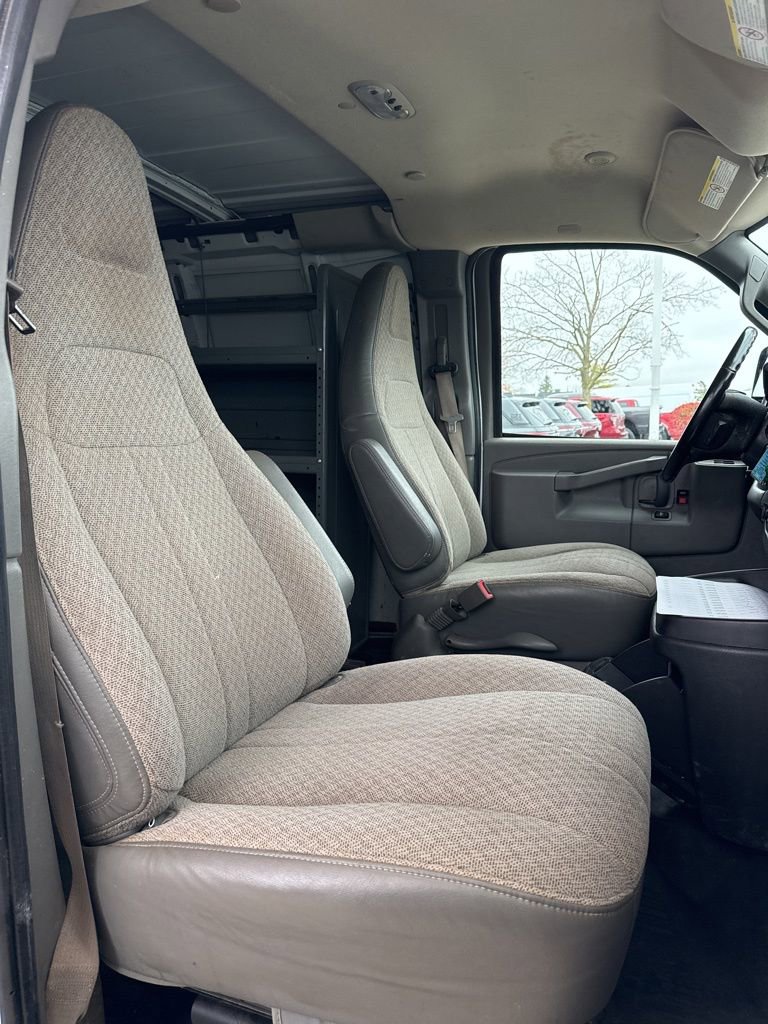Used 2021 Chevrolet Express 2500 w/ Driver Convenience Package image 22