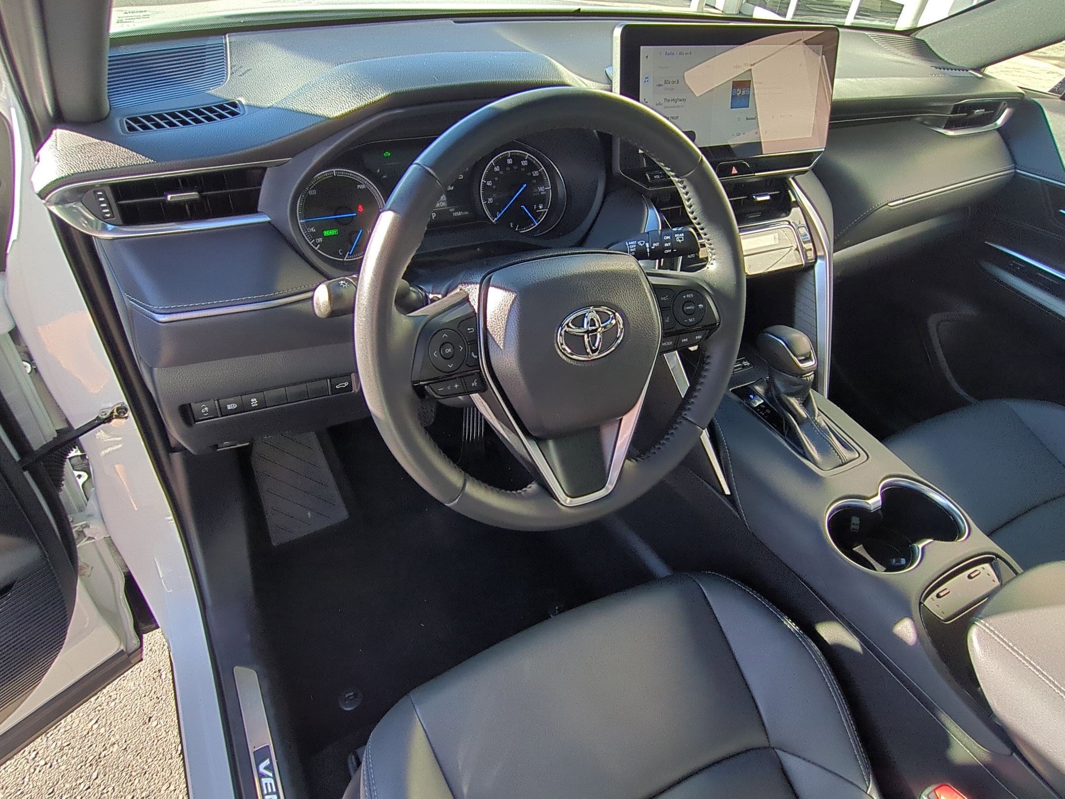 Used 2024 Toyota Venza Nightshade image 13