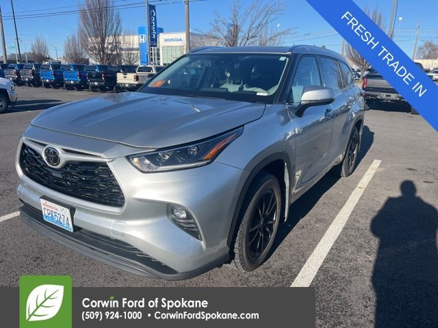 Used 2021 Toyota Highlander XLE