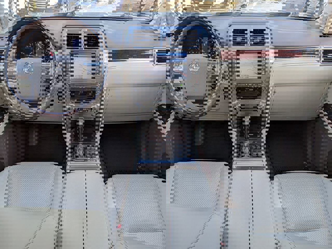 Used 2018 Lexus GX 460 Luxury w/ Sport Design Package AWD/4WD image 22