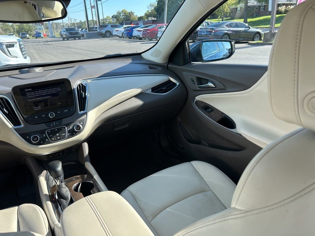 Used 2024 Chevrolet Malibu LT image 12