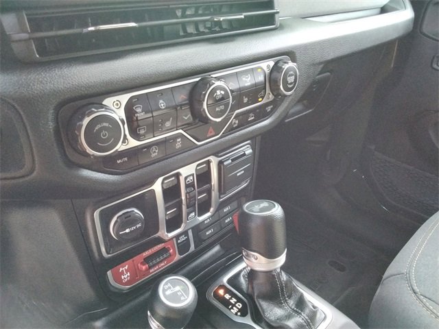 Used 2024 Jeep Wrangler Willys image 31