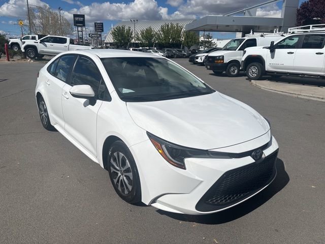 Used 2022 Toyota Corolla LE image 4