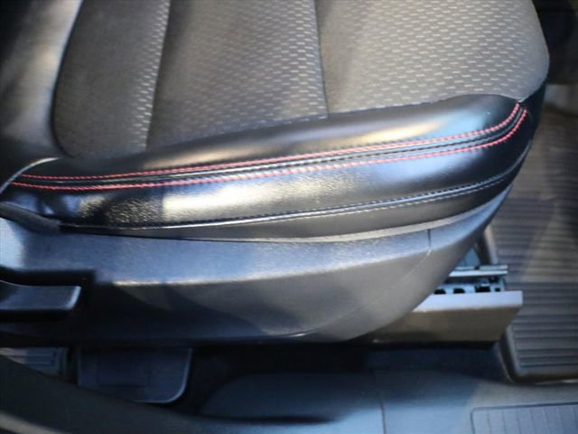 Used 2025 Ford Escape ST-Line Select image 9