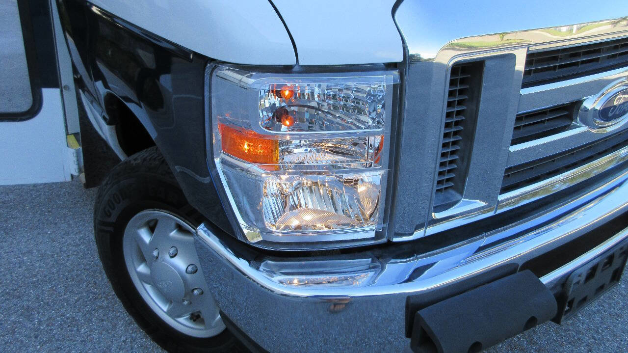 Used 2013 Ford E-350 and Econoline 350 Extended Super Duty w/ PWR Group RWD image 39