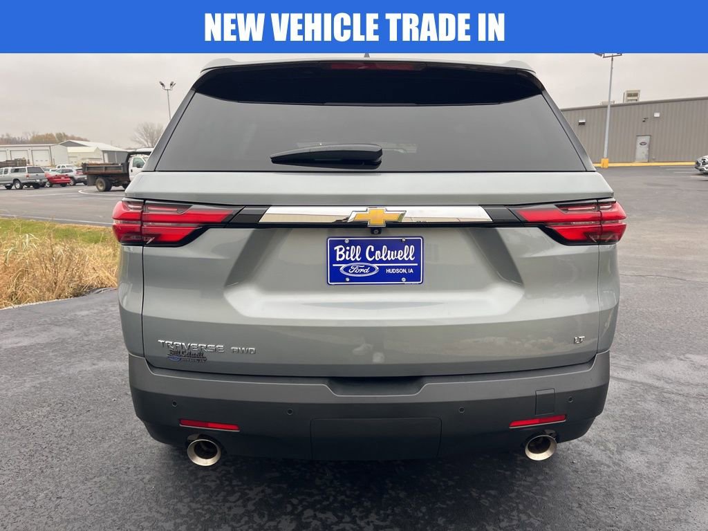 Used 2023 Chevrolet Traverse LT image 5