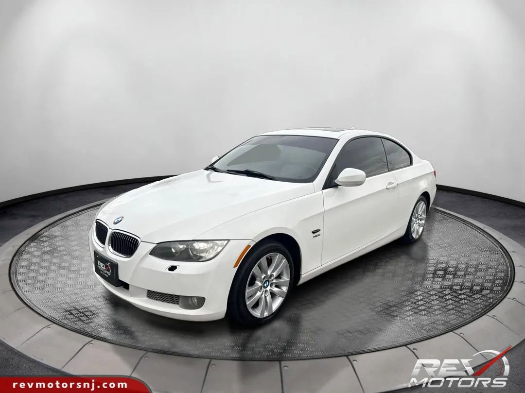 Used 2010 BMW 335i xDrive Coupe image 1
