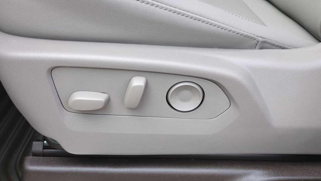 New 2026 Chevrolet Silverado 1500 LT w/ Z71 Off-Road Package image 11