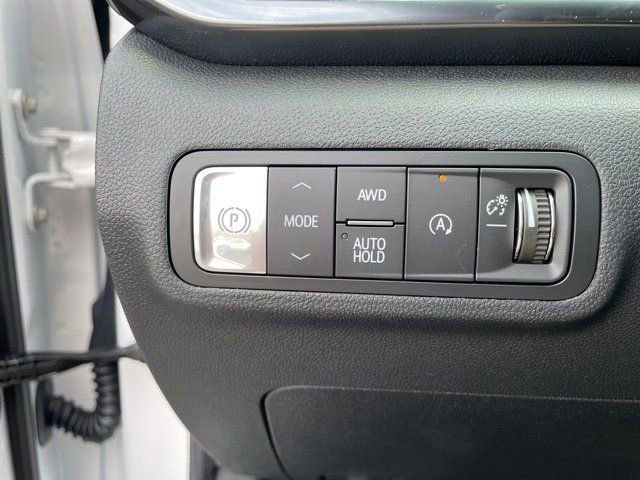 New 2026 GMC Terrain AT4 w/ Technology Package II image 14