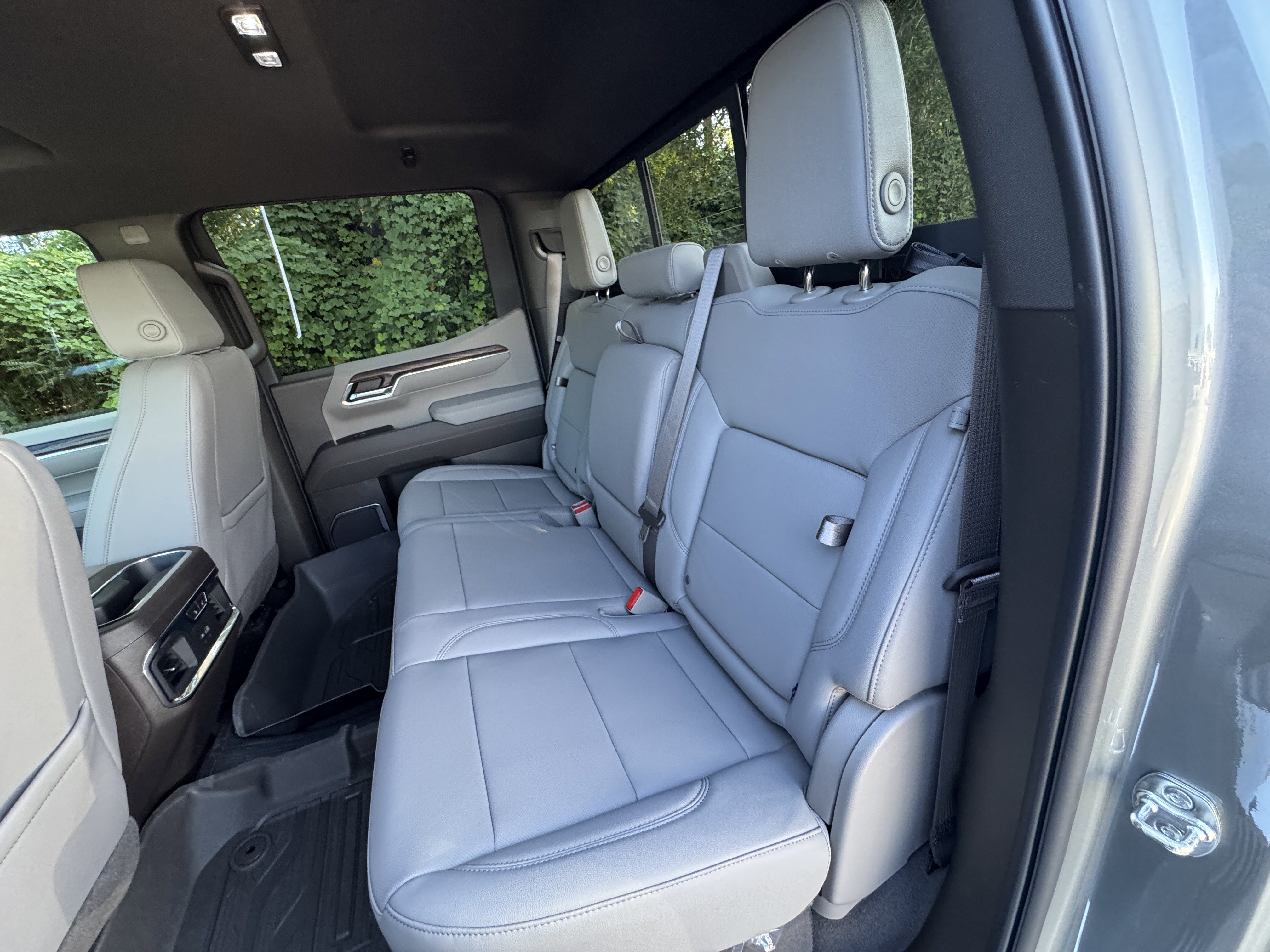 New 2026 GMC Sierra 1500 SLT w/ SLT Premium Plus Package image 22