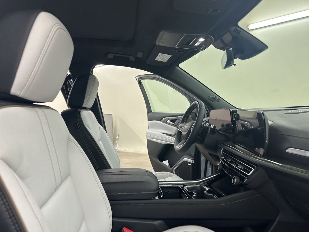 New 2026 Chevrolet Traverse High Country image 18