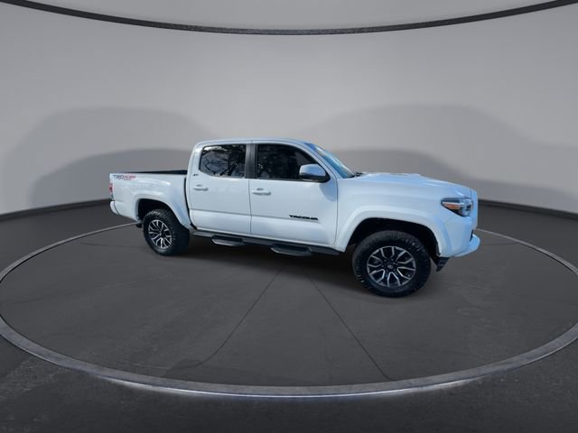 Used 2023 Toyota Tacoma TRD Sport w/ Advanced Technology Package image 3