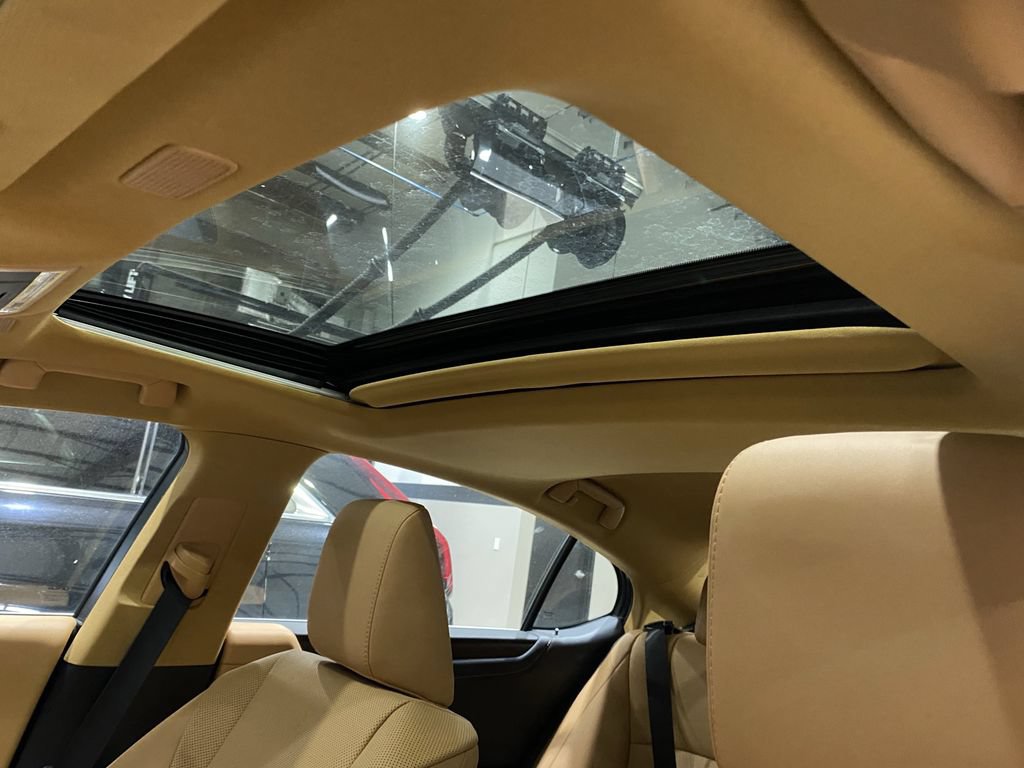Used 2022 Lexus ES 350 w/ Premium Package FWD image 20
