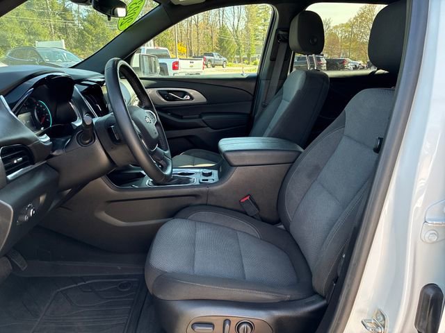 Used 2023 Chevrolet Traverse LT AWD/4WD image 9