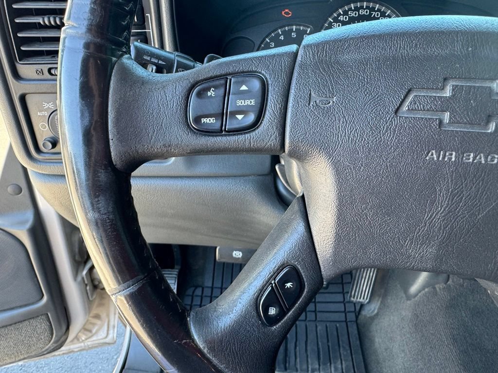 Used 2005 Chevrolet Silverado 2500 LS AWD/4WD image 18