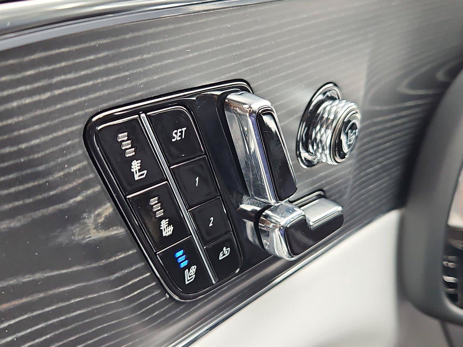 Certified 2024 Cadillac Lyriq Sport AWD/4WD image 22
