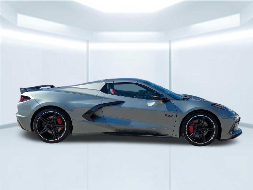 Used 2023 Chevrolet Corvette Stingray Preferred Conv w/ Z51 Performance Package RWD image 7
