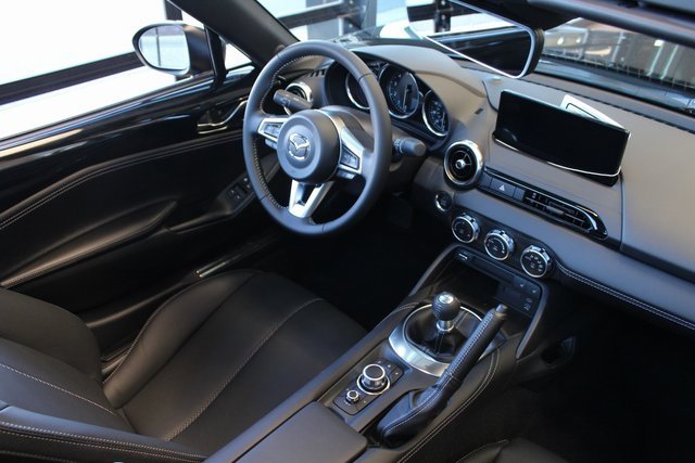 New 2025 MAZDA MX-5 Miata RF Grand Touring image 6