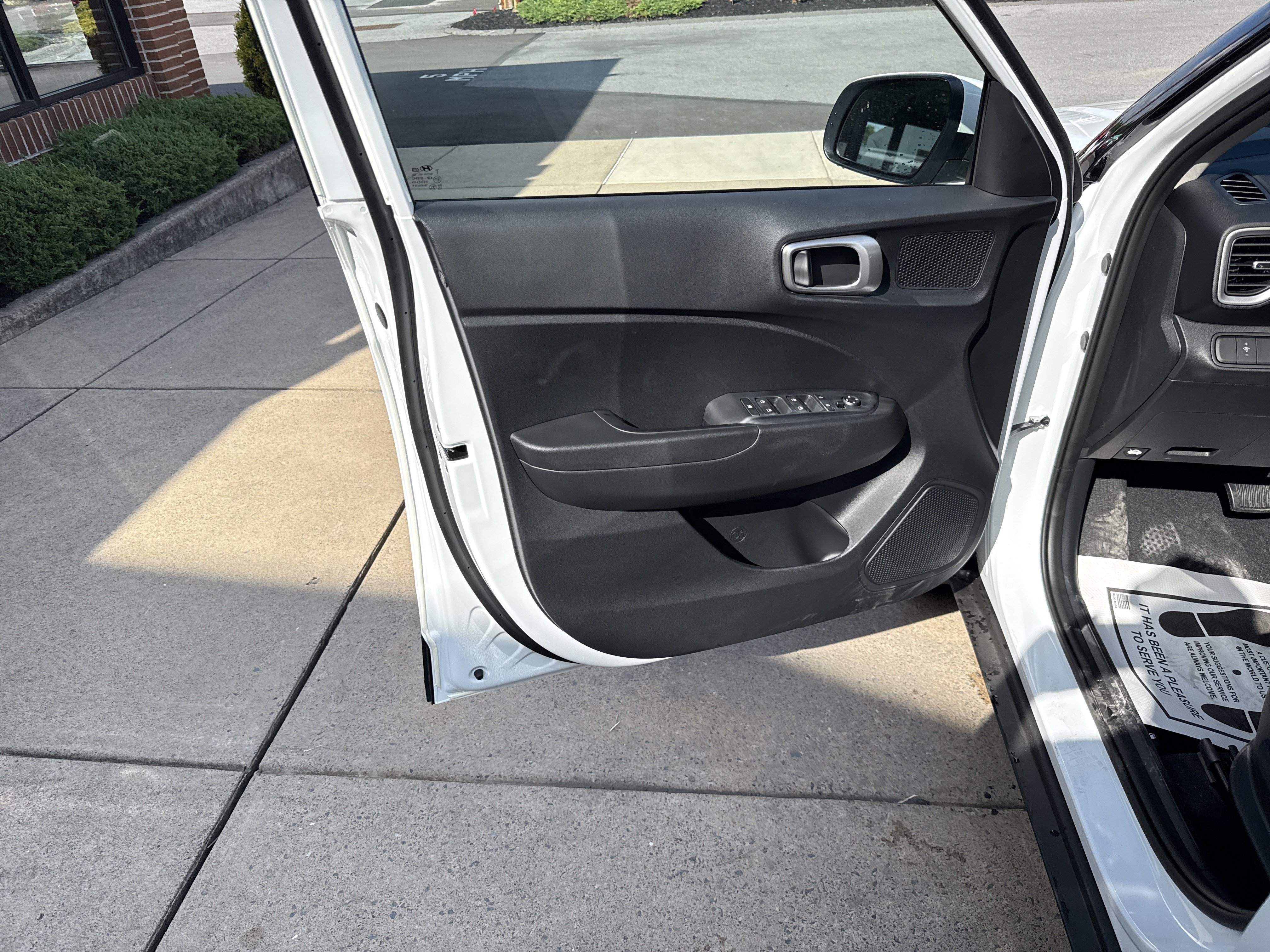 New 2026 Hyundai Venue SEL FWD image 15