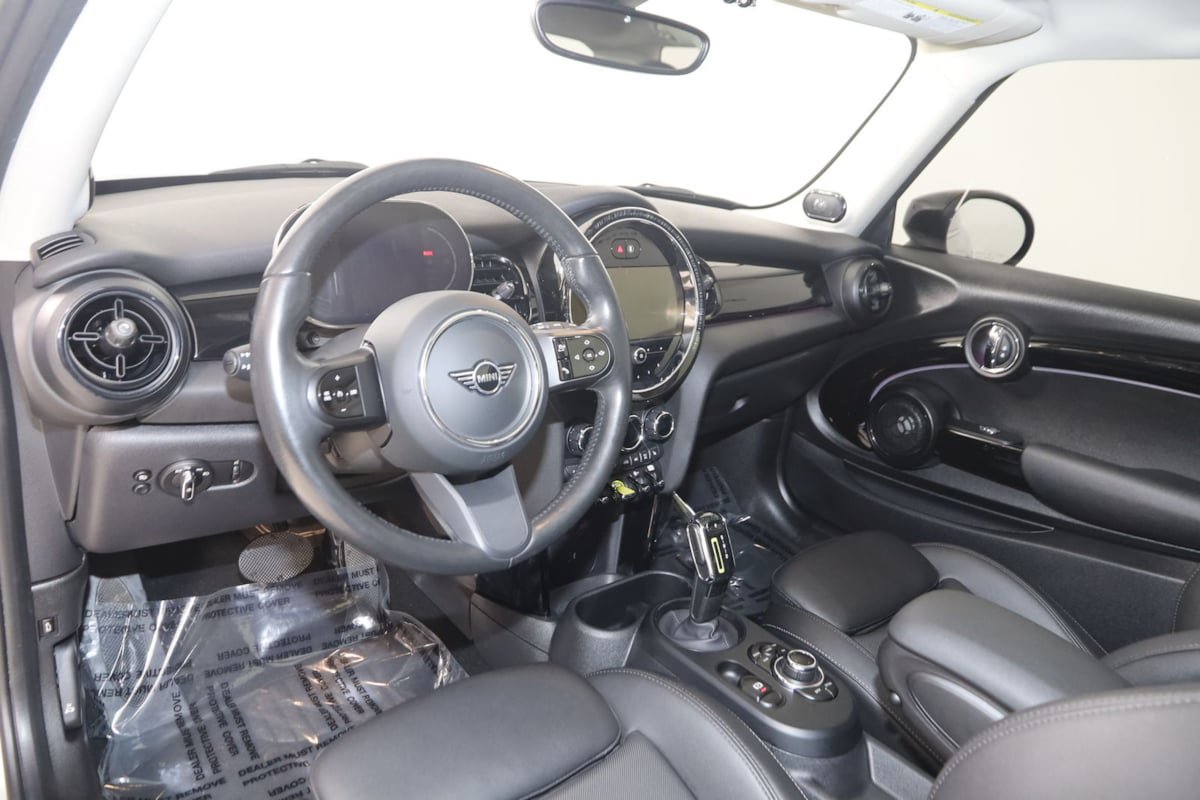 Used 2024 MINI Cooper SE FWD image 27