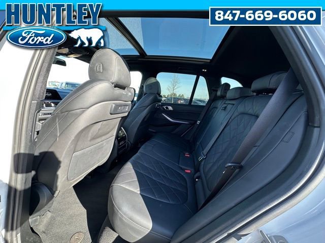 Used 2023 BMW X5 xDrive40i AWD/4WD image 14