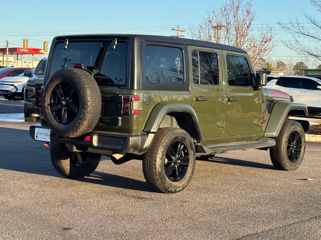 Used 2021 Jeep Wrangler Unlimited Sahara image 3