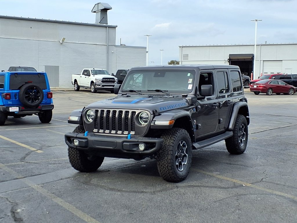 Used 2022 Jeep Wrangler Unlimited Rubicon 4xe w/ Steel Bumper Group AWD/4WD image 2